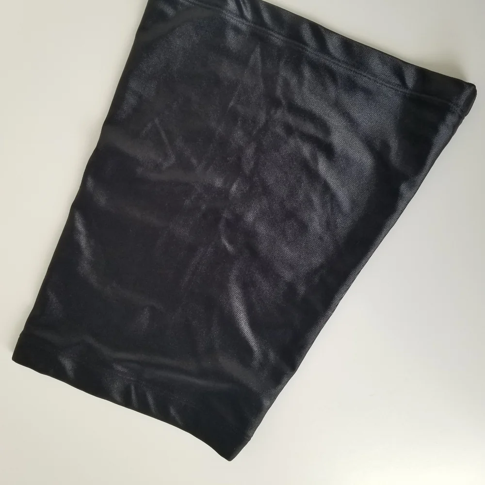NWOT Koral Turtleneck Netz Mask In Black OS